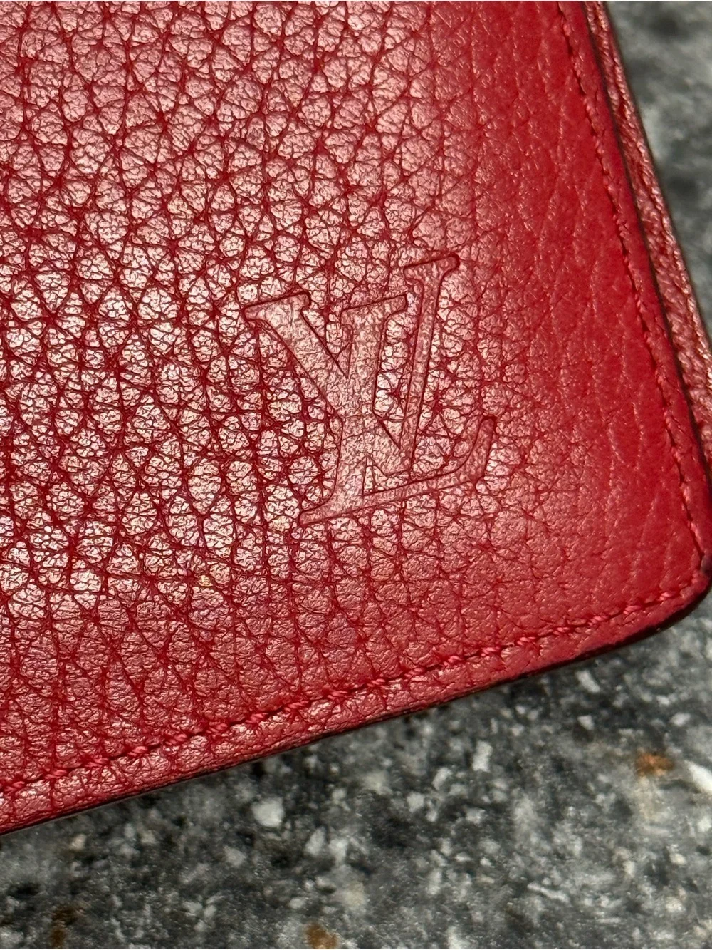 Auth Louis Vuitton Red Taurillon Leather Long Bifold Brazza Wallet Men’s/Unisex